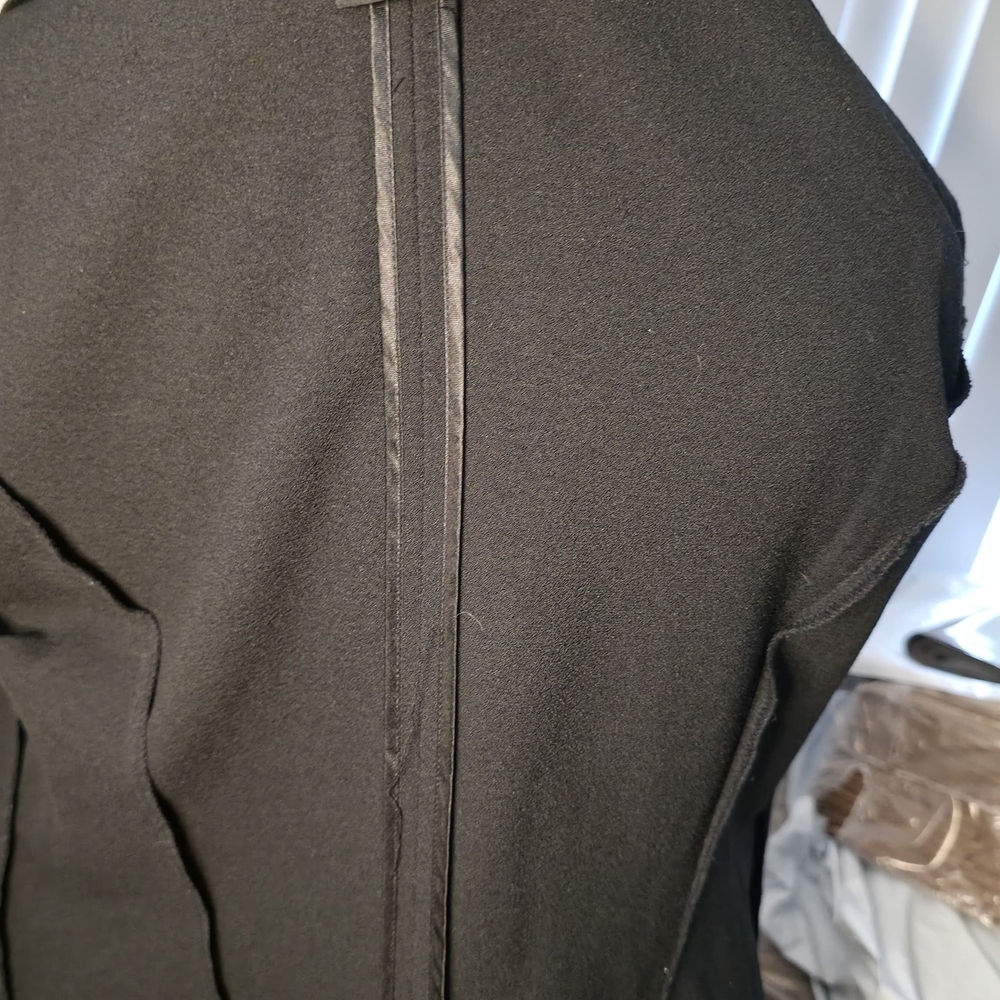 Metaphor Black Single-Button Tailored Blazer - Picture 5 of 7